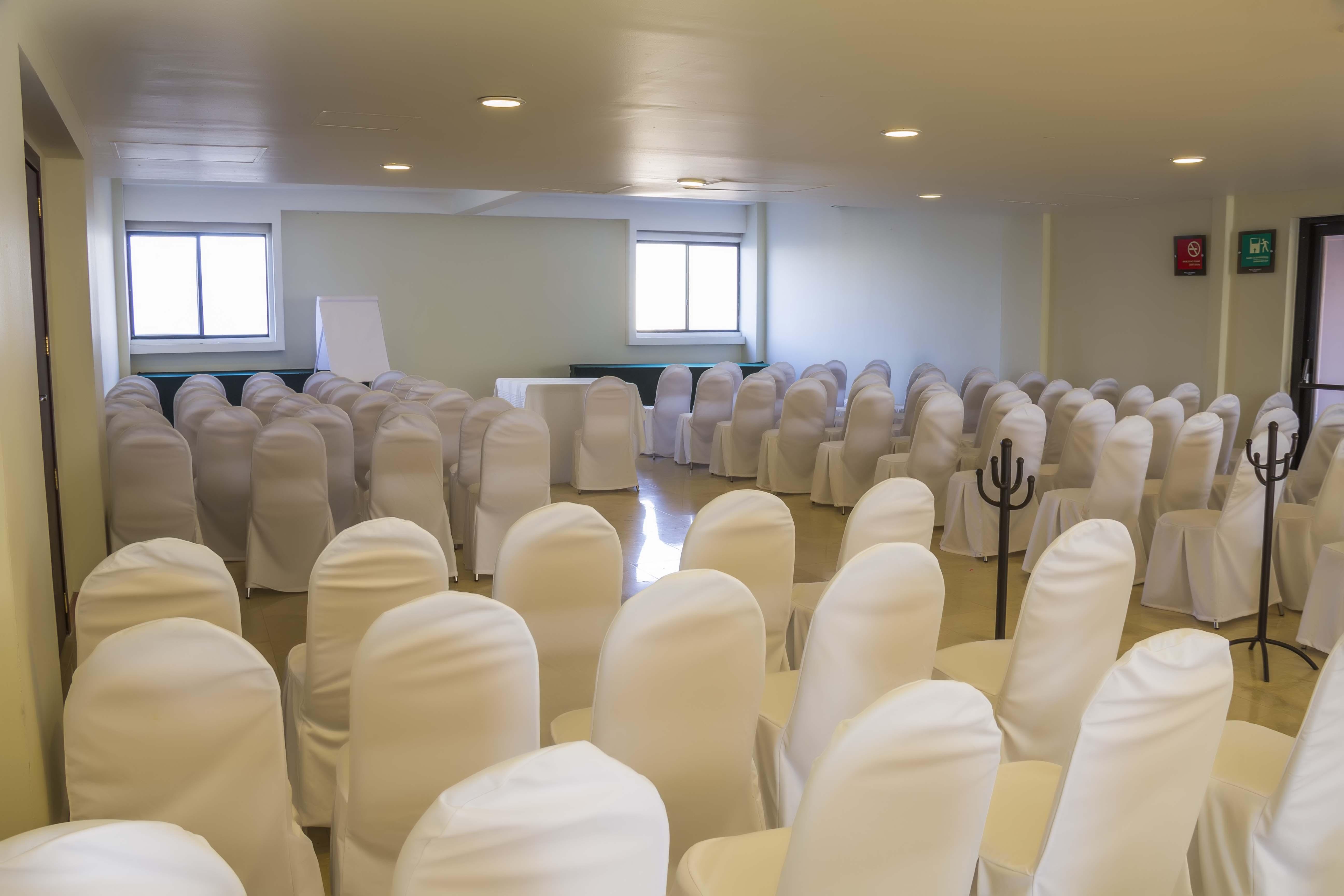 Imperio De Angeles Executive Leon Poliforum Ngoại thất bức ảnh