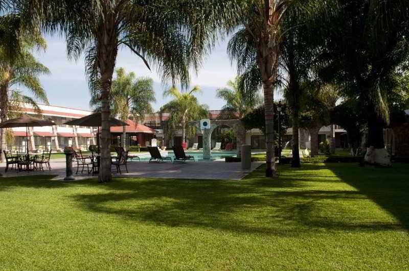 Imperio De Angeles Executive Leon Poliforum Ngoại thất bức ảnh