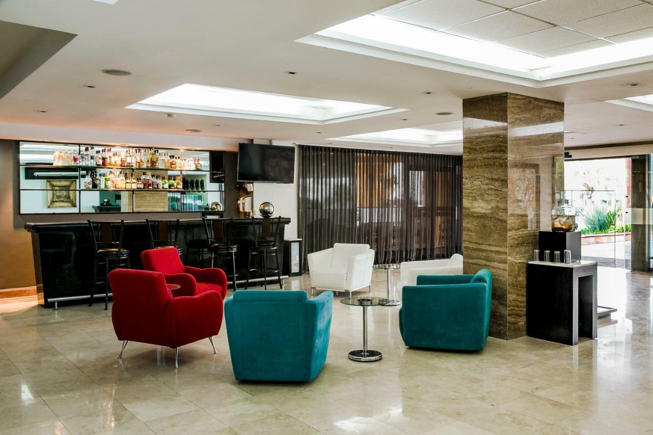 Imperio De Angeles Executive Leon Poliforum Ngoại thất bức ảnh