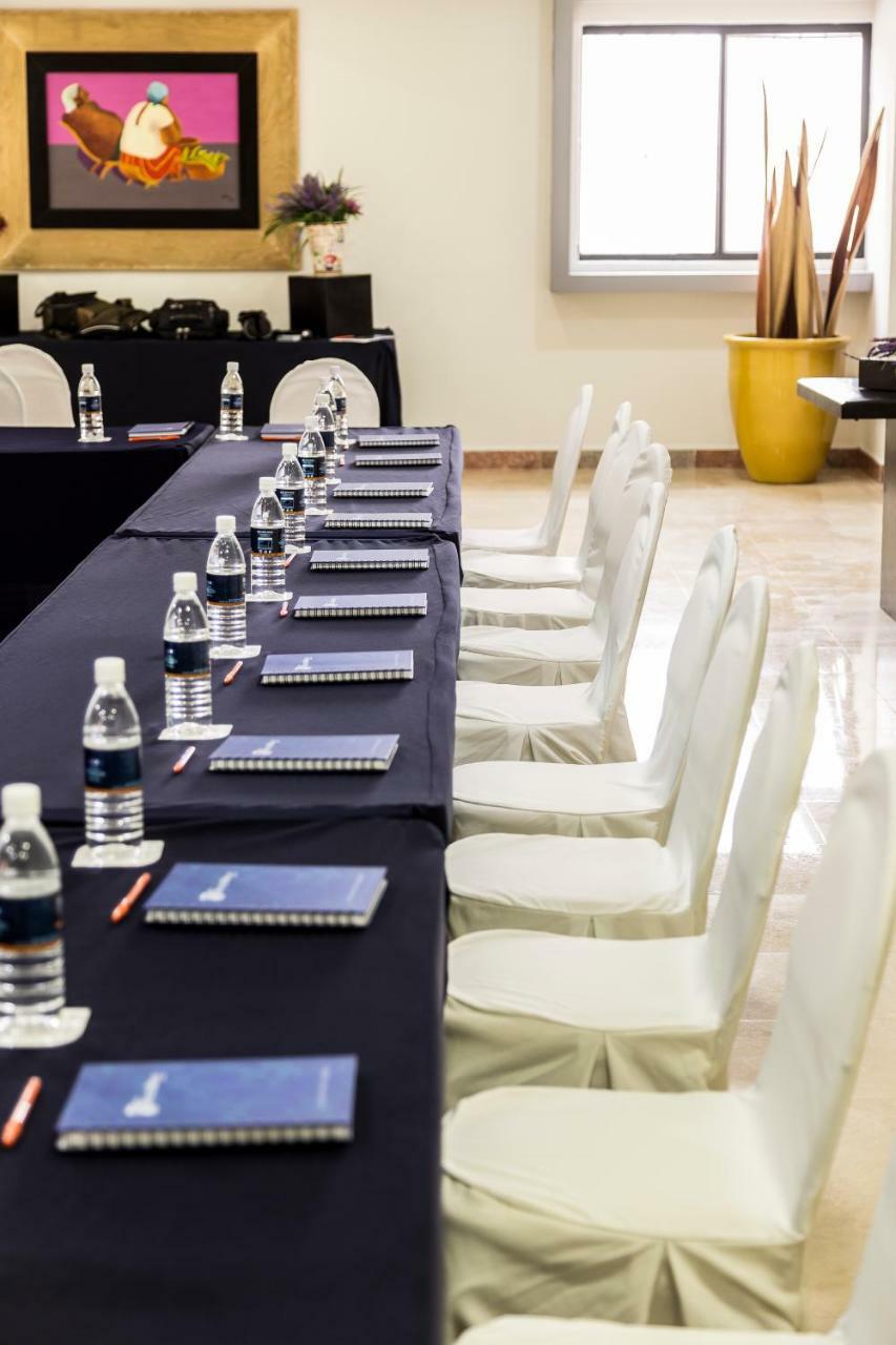 Imperio De Angeles Executive Leon Poliforum Ngoại thất bức ảnh